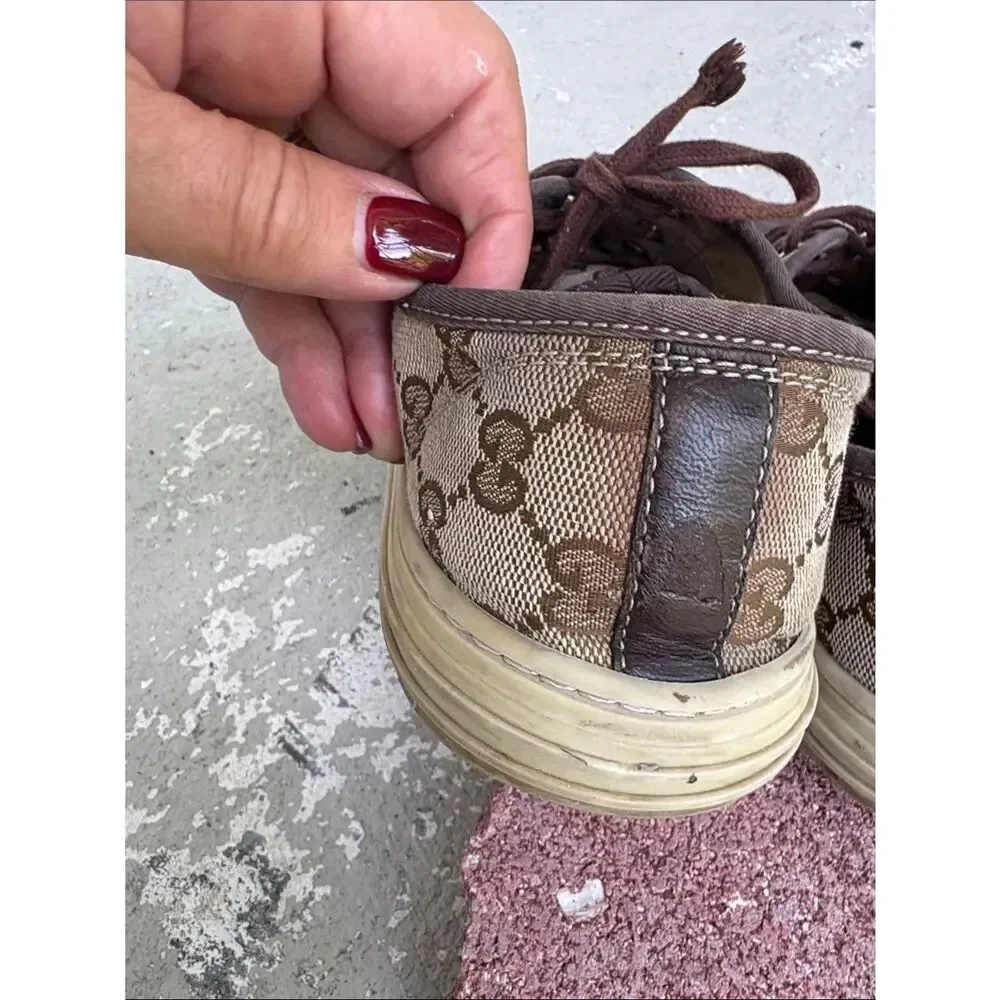 Gucci please look